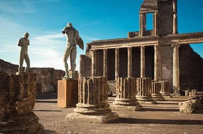 Naples to Pompeii Round-Trip Shuttle
